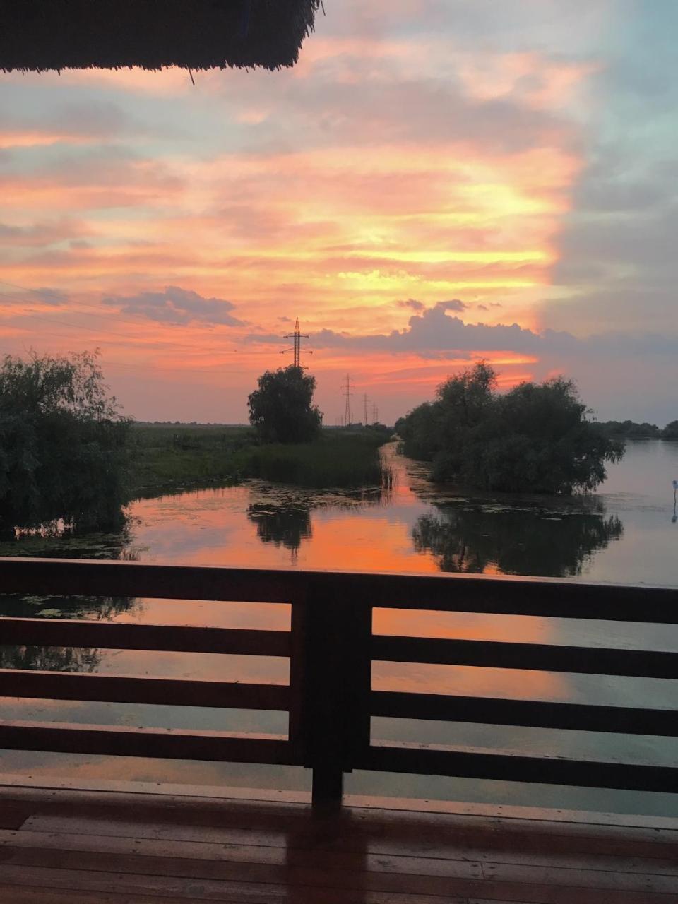 Pensiunea Obretin All Inclusive Mila Douazeci si Trei Exterior photo